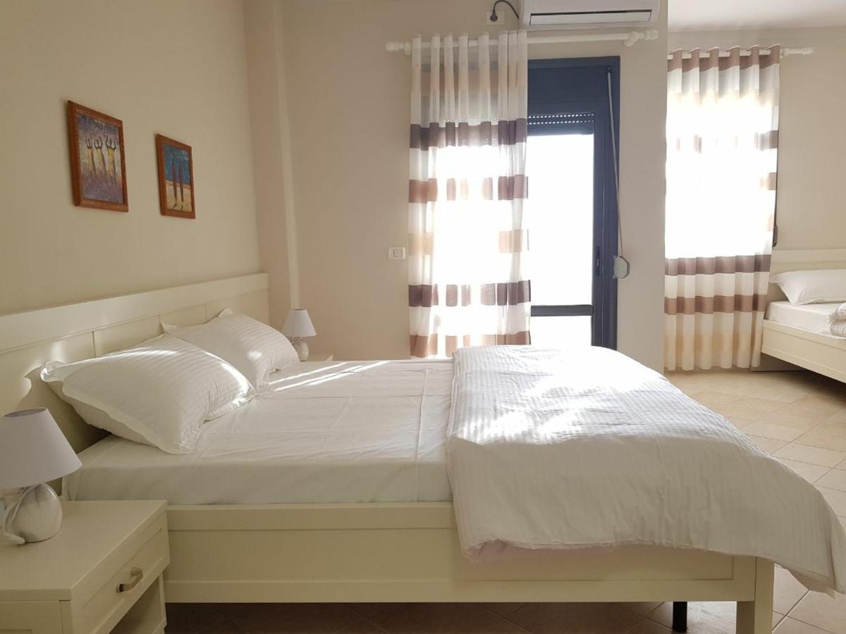 Joel Residence Durrës Buitenkant foto