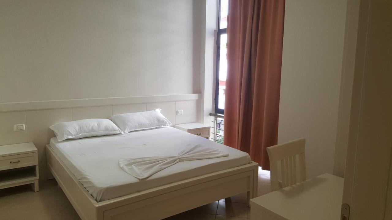 Joel Residence Durrës Buitenkant foto